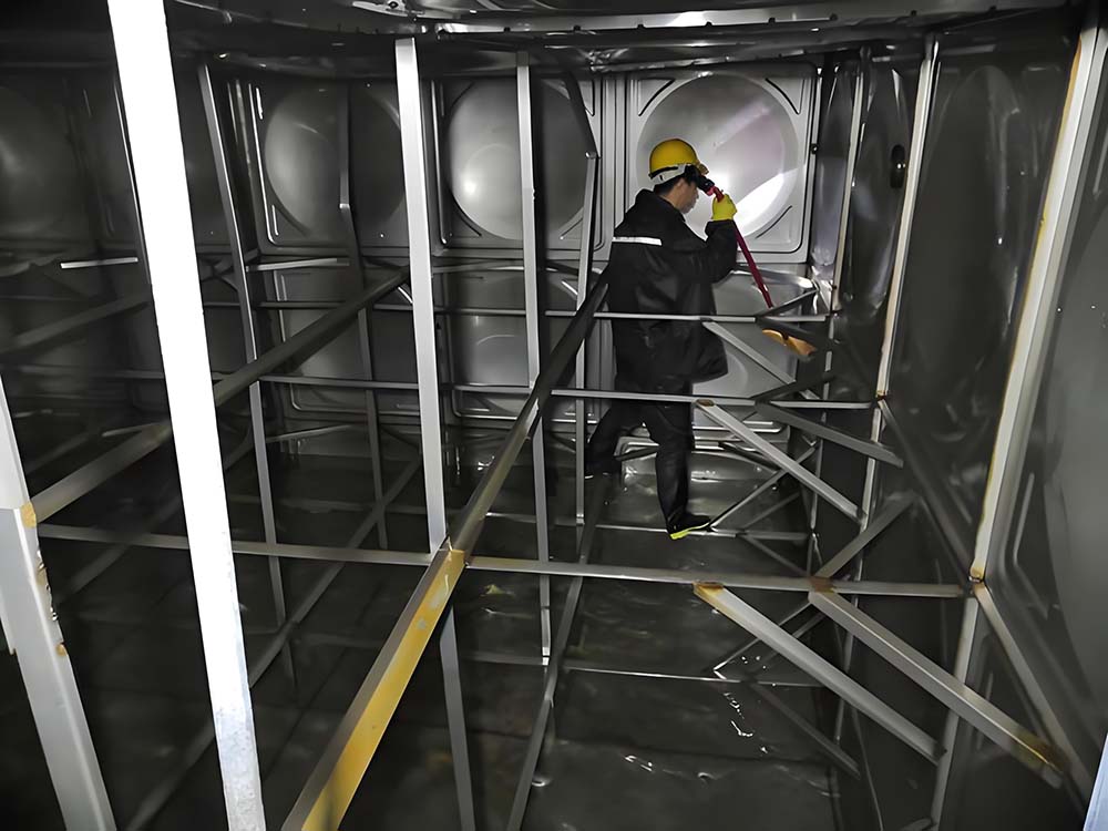 学校水箱清洗消毒